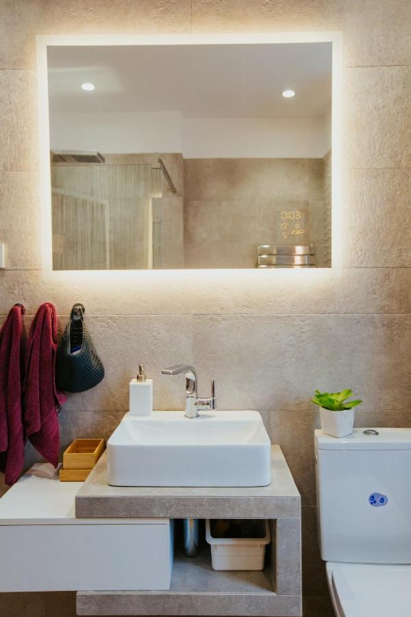 Color Apartments Corneliu Coposu 1A Street Βουκουρέστι Εξωτερικό φωτογραφία