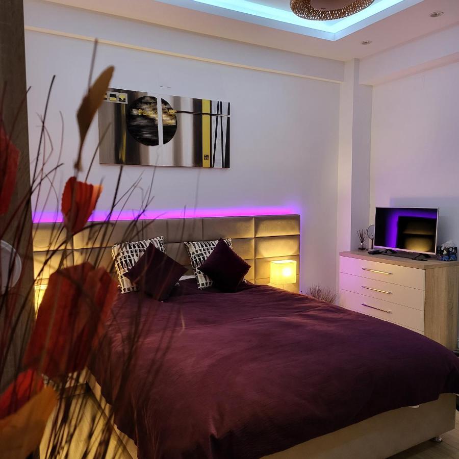 Color Apartments Corneliu Coposu 1A Street Βουκουρέστι Εξωτερικό φωτογραφία