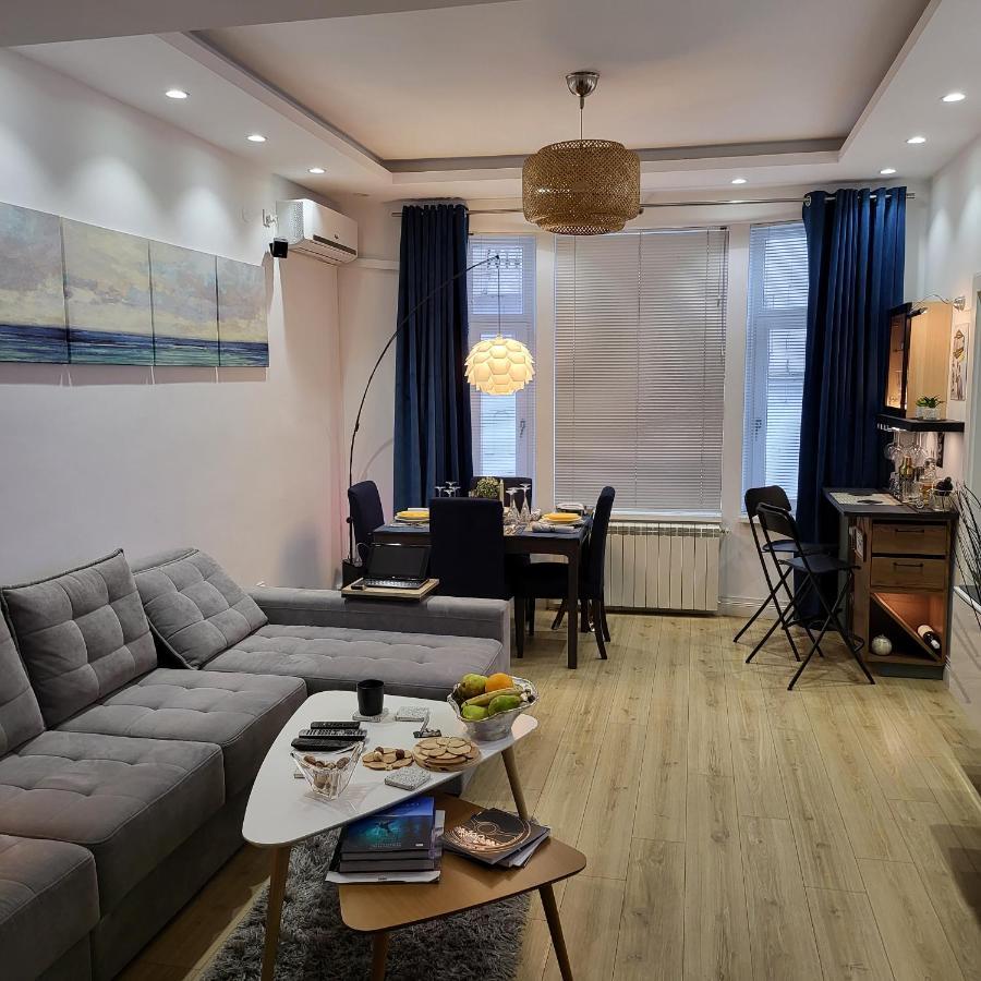Color Apartments Corneliu Coposu 1A Street Βουκουρέστι Εξωτερικό φωτογραφία