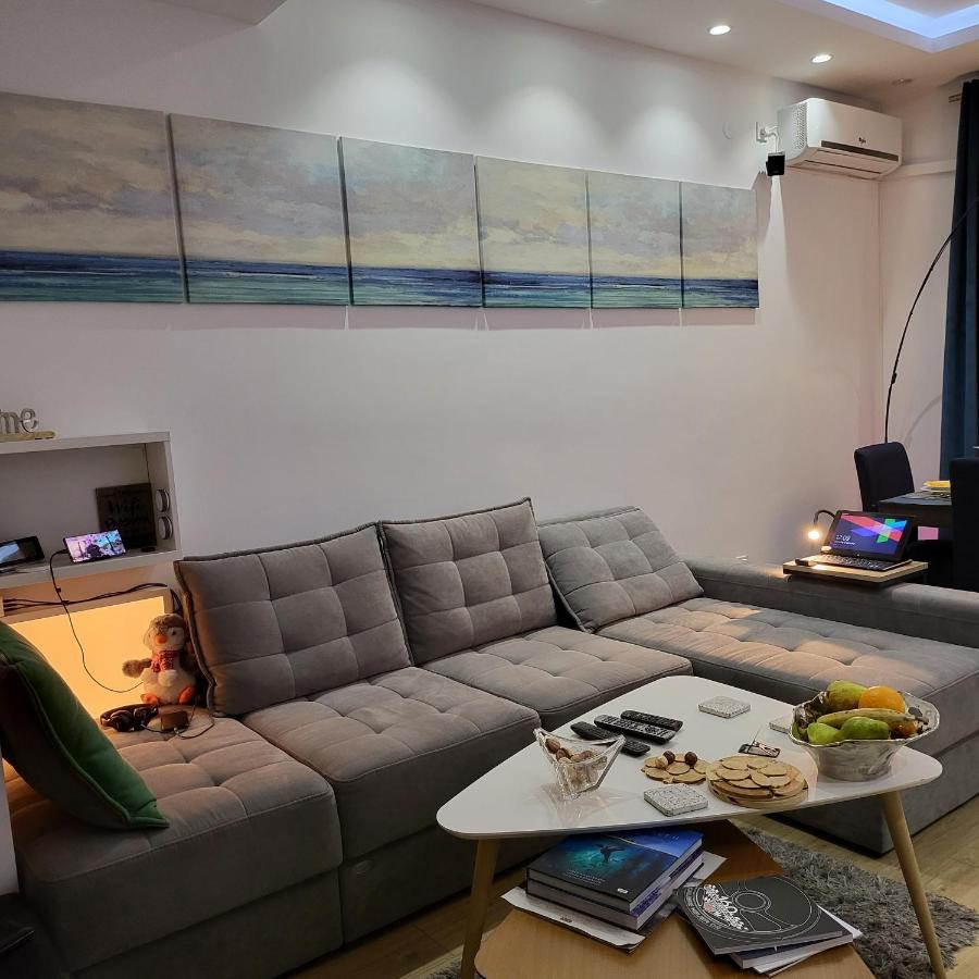 Color Apartments Corneliu Coposu 1A Street Βουκουρέστι Εξωτερικό φωτογραφία